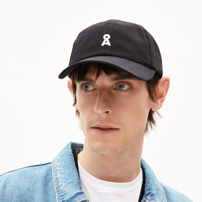 Casquette en coton bio - Black (YENAAS BOLD CAP)