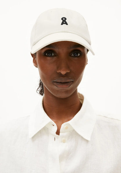 Casquette en coton bio - Oatmilk Black (YENAAS BOLD CAP)